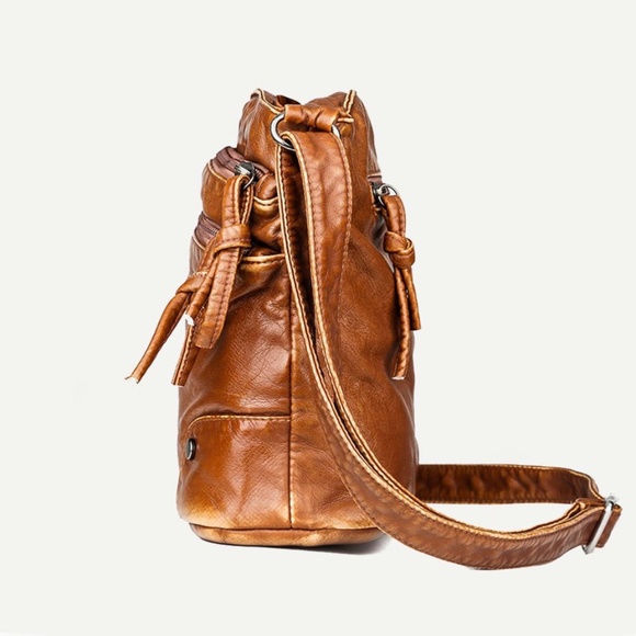 Rust Brown Vegan Leather Zipper Crossbody Bag - Picture 3 of 7